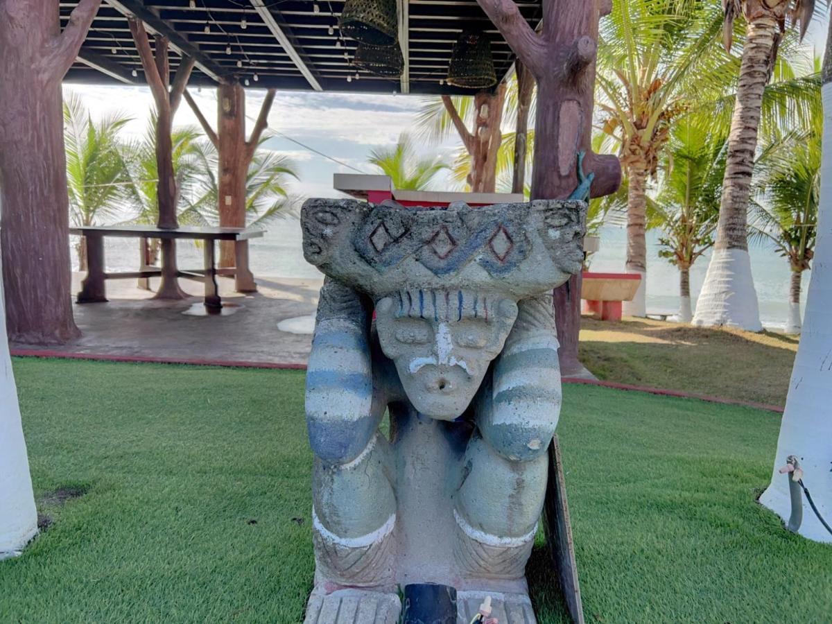 Big Daddy'S Beach Club & Hotel Puerto Armuelles エクステリア 写真